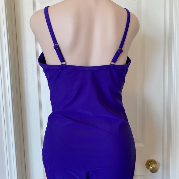 Christina one piece swimsuit, size 12D - Picture 4 of 10